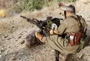 BDP, PKK ile arasına mesafe koydu