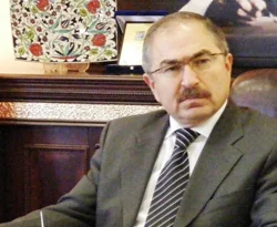 Beyaz eşyacı valiye hapis
