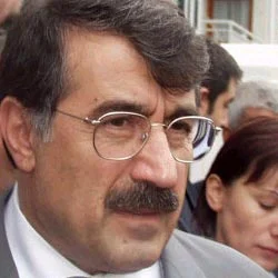 'Buz dağlarını eriterek bu günlere geldik'