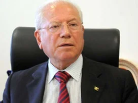 CHP'li Özyürek'e onursal kıyak