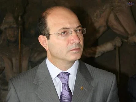 CHP'li vekillerden Cihaner'e ziyaret