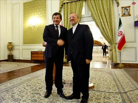 Davutoğlu'ndan İran'a kritik ziyaret