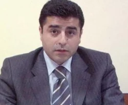 Demirtaş: HSYK kaldırılıp fesh edilmeli