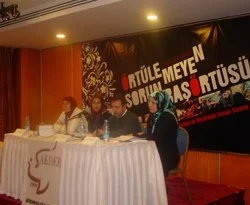 'Hadi kaldırın başörtüsü yasaklarını'