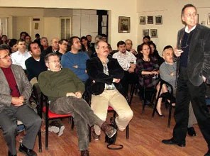 Hz. Peygamber'e hakarete kınama