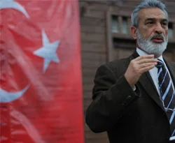 İsmet Özel dünyanın merkezini açıkladı