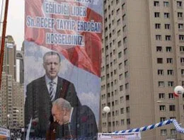 O afiş İsrail'i krize soktu