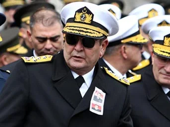 Oramiral Yiğit subaylarına sahip çıktı