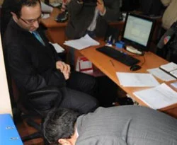 Savcı odalarına sigara baskını