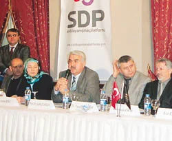 Sivil anayasa için büyük birlik