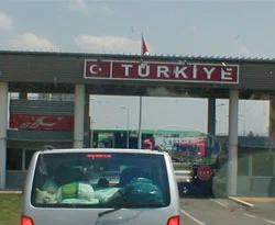 Türkiye yurtdışındaki vatandaşına sahip çıkacak