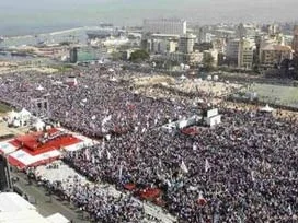 Yüzbinler Hariri'yi andı