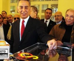 Adnan Polat yeniden başkan