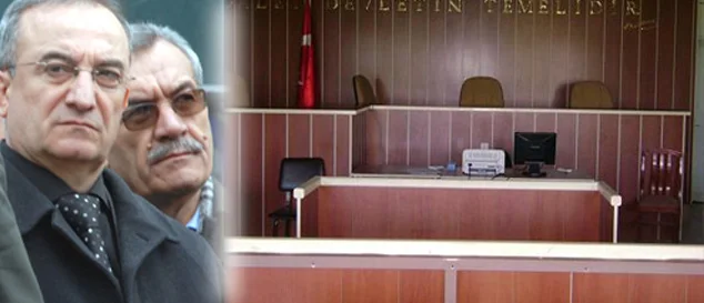 'Babanı ararsan kelleni alırız'