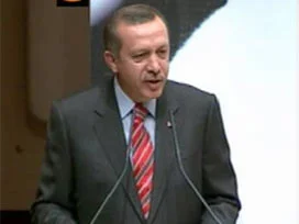 Başbakan Erdoğan, sanatçılara 'açıldı'