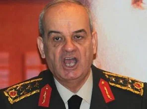 Başbuğ kafaları karıştırdı