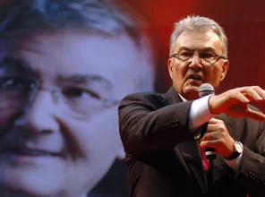 Baykal'dan Müftülerle görüşün talimatı