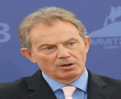 Blair, kraliyet ailesine danışmanlık yapmış