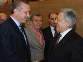 Erdoğan Livaneli ile Veda'da buluştu
