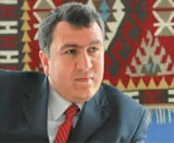 Erikel'in ofisindeki arama devam ediyor
