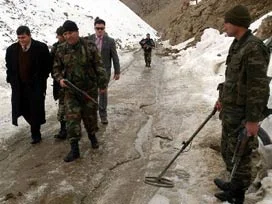 Hakkari'de mayın imha edildi