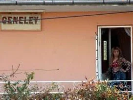 Hayat kadınlarını kurtarmak için ekip