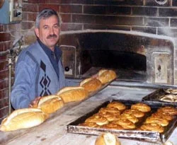 Her gün 25 bin ekmek çöpe gidiyor