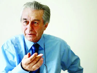 Hocası İngiliz ajan çıkan Başbakan kim?