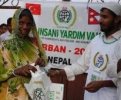 İHH'dan Bangladeş'e yardım eli