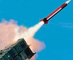 İran, 'Nasr-1' füzelerinin seri üretimine başladı