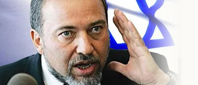 İsrail ateş püskürüyor