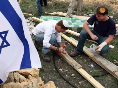 İsrail'in konut darbesi dünyayı ayağa kaldırdı