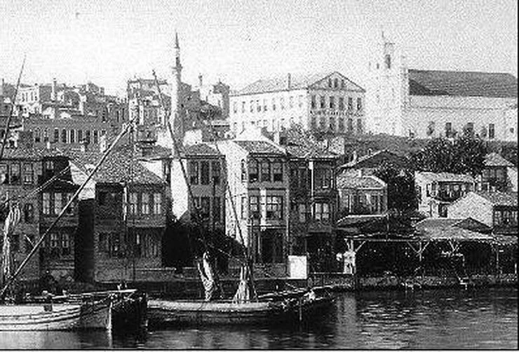 İstanbul'un kapıları semt isimlerinde yaşıyor