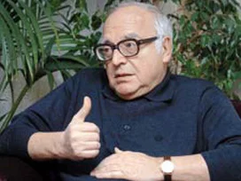 Kanadoğlu: AKP bana dua ediyordur