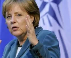 Merkel: Yunanistan'ı atalım gitsin