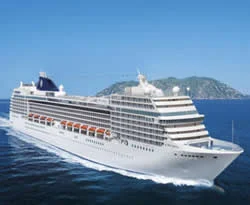 MSC Cruises'in gemisi İzmir'e demirledi