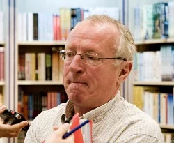 Robert Fisk: İşgal altında demokrasi olmaz