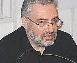 Rus askeri uzmanından savaş uyarısı