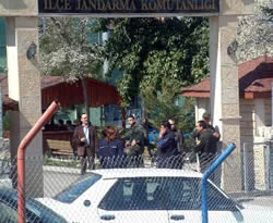 Tapu Müdürlüğü'ne 16 kişi gözaltına alındı