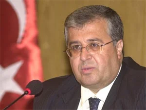 Türker anayasa için konuştu