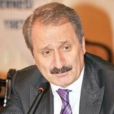 ''Ülkücü kökenli Kürt'üm''