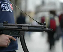 1 Mayıs ihbarı polisi alarma geçirdi