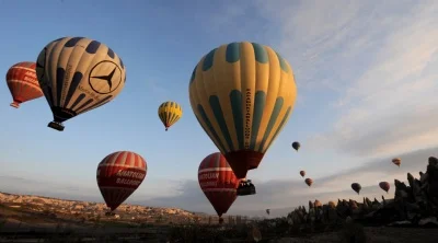 200 bin turist balon turu için geliyor