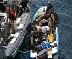 Aden Körfezi'nde korsanlara operasyon