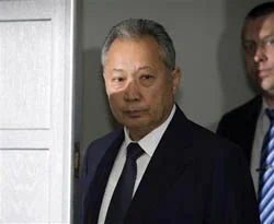 Bakiyev'e 'Kitlesel Kıyım' suçlaması