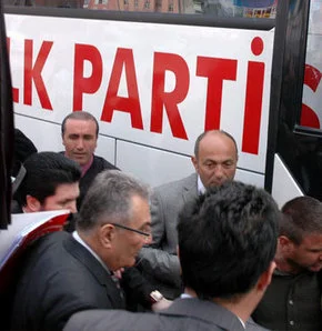 Baykal: Van'daki olaylar AK Parti'nin işi