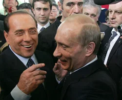 Berlusconi'den Putin'e özel karşılama