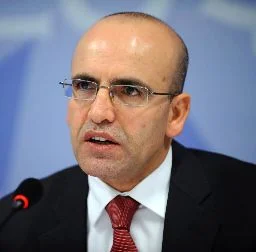 "Bütçe açığı üçte bir oranında azaldı"