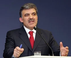Cumhurbaşkanı Gül'den Polonya'ya taziye