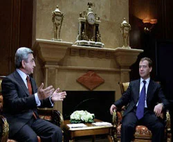 Erivan, Rus askerler için anıt dikiyor